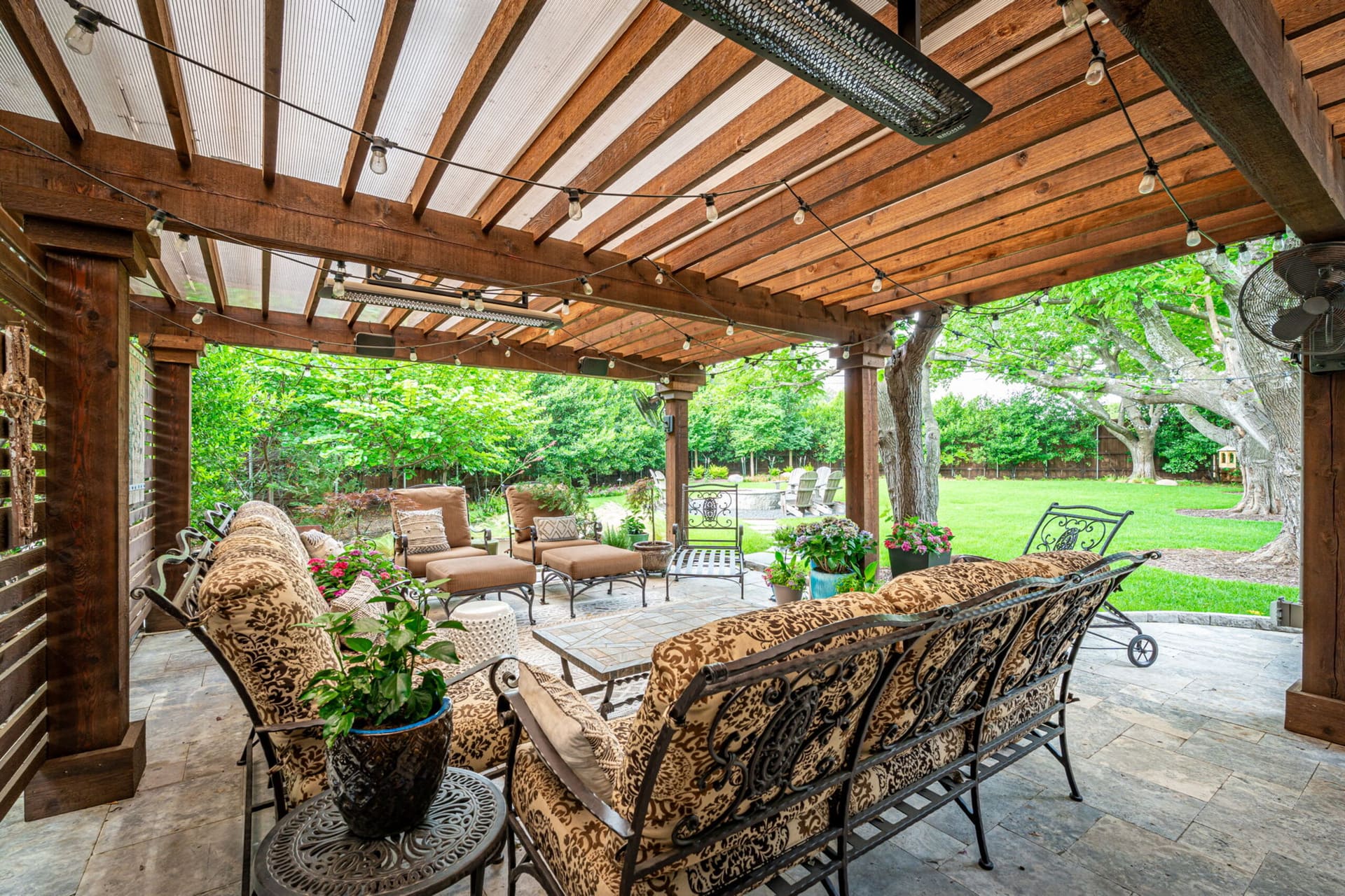 Outdoor Living Area Design and Construction in Garland, TX