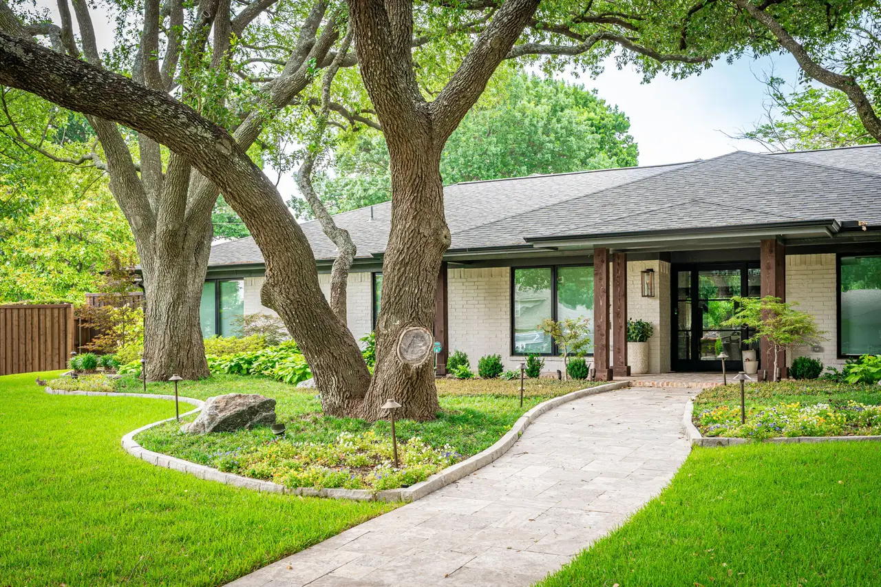 Landscaping services in Murphy, TX