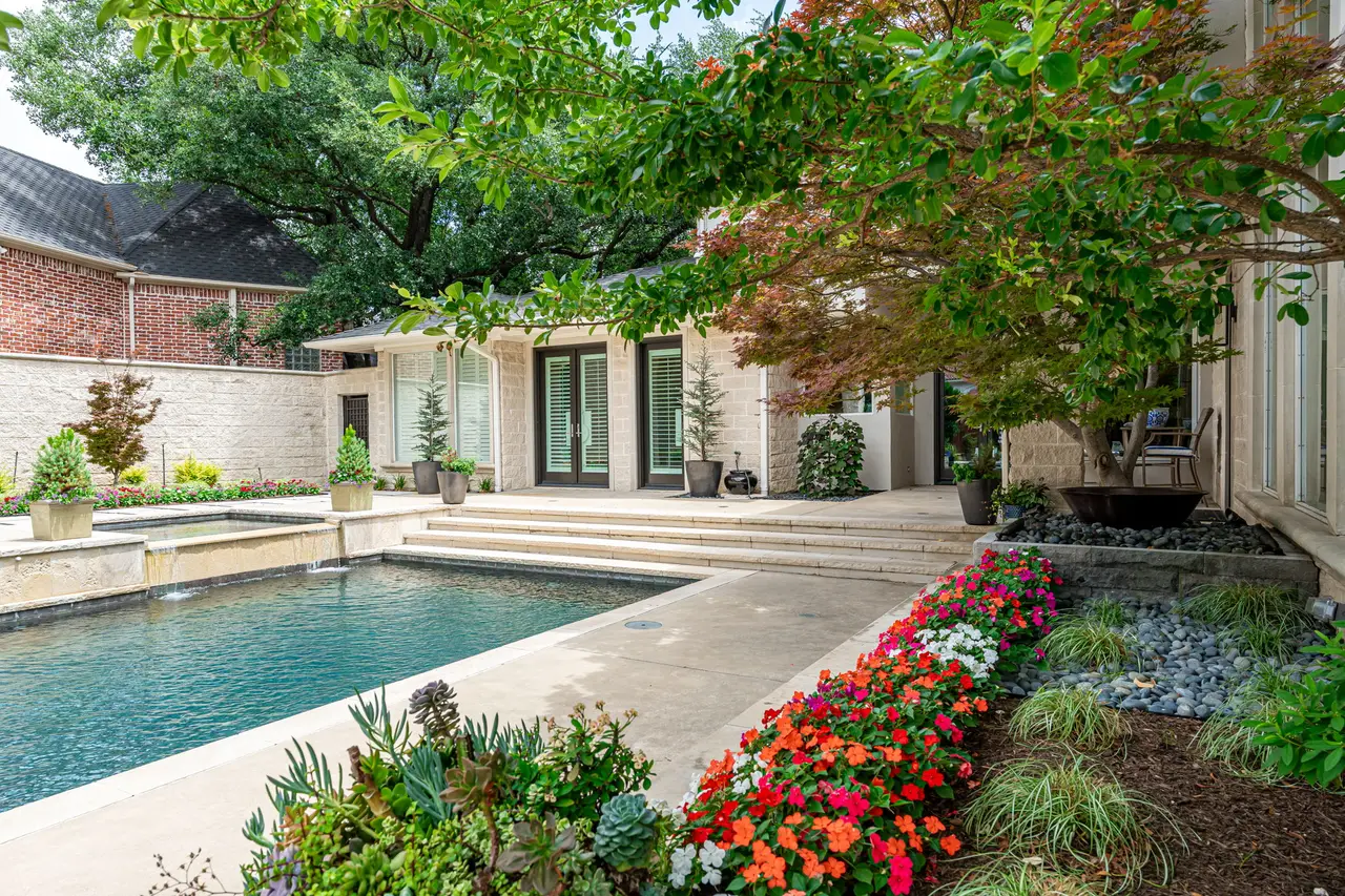 Landscaping services in Parker, TX