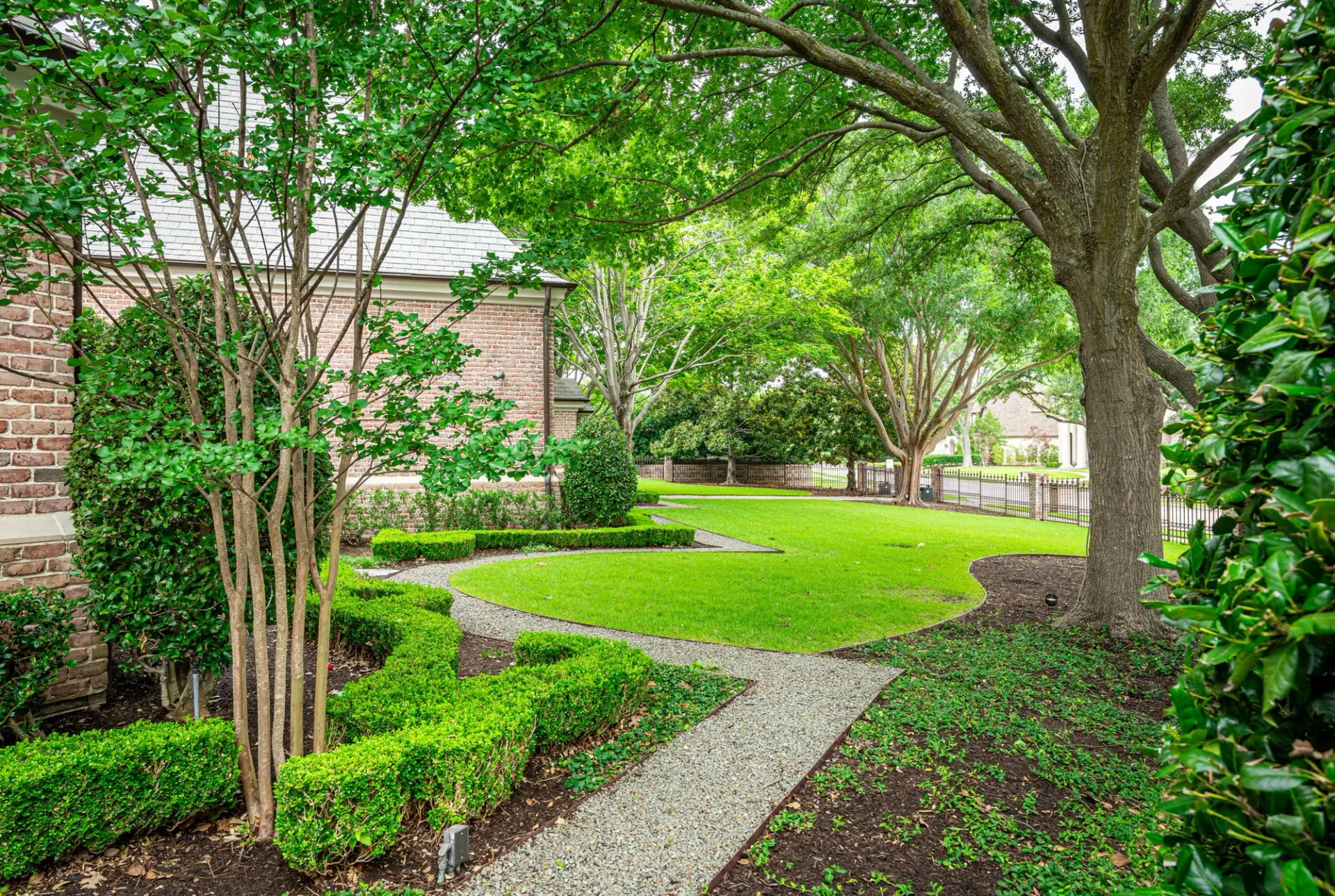 The Benefits of Professional Landscape Design in Real Estate Value